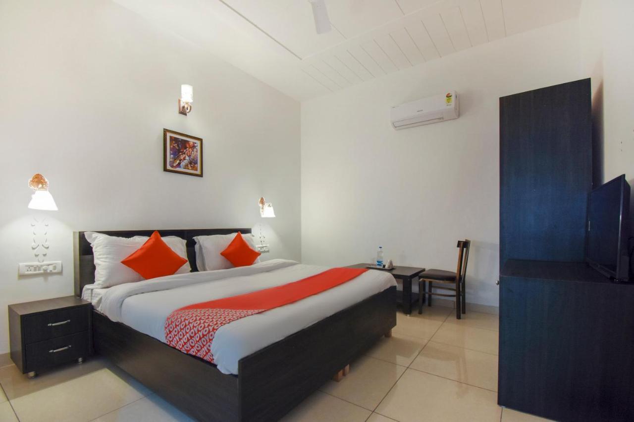 Oyo 75460 Sky High Residency Hotel Ludhiana Ngoại thất bức ảnh