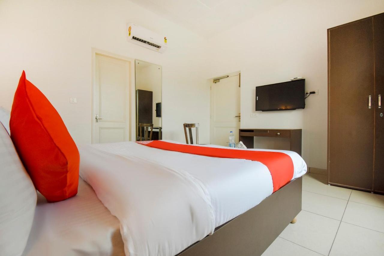 Oyo 75460 Sky High Residency Hotel Ludhiana Ngoại thất bức ảnh