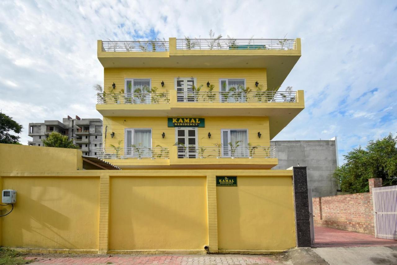Oyo 75460 Sky High Residency Hotel Ludhiana Ngoại thất bức ảnh