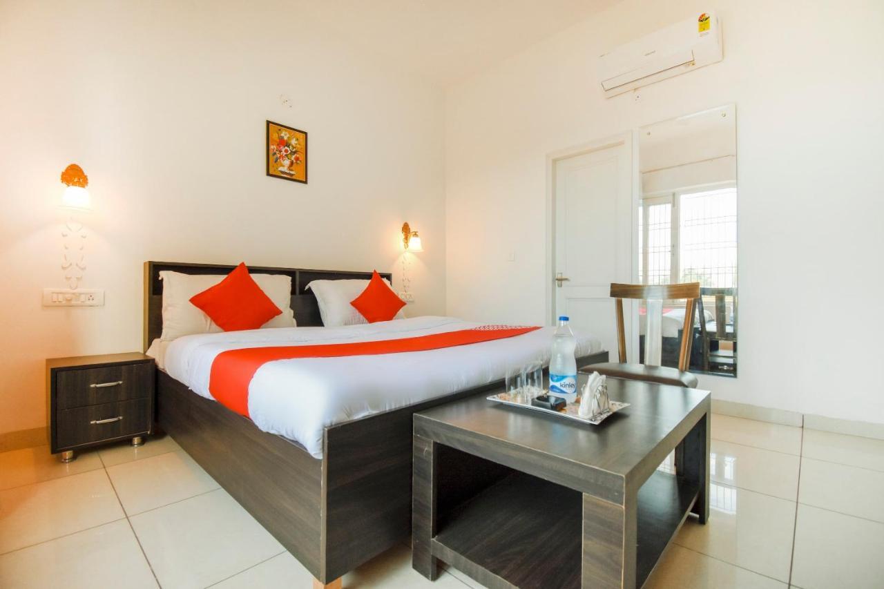 Oyo 75460 Sky High Residency Hotel Ludhiana Ngoại thất bức ảnh